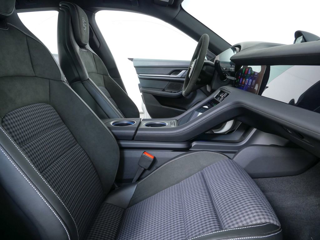 Certified 2025 Porsche Taycan 4S image 20