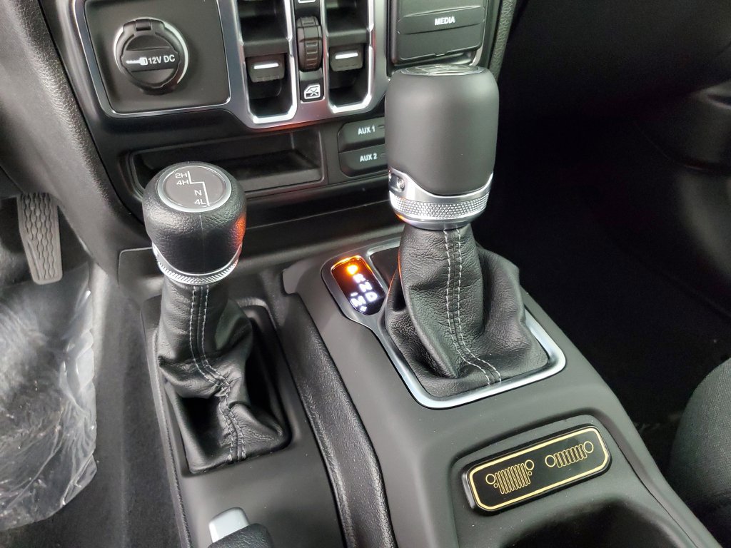New 2026 Jeep Gladiator Sport AWD/4WD image 19