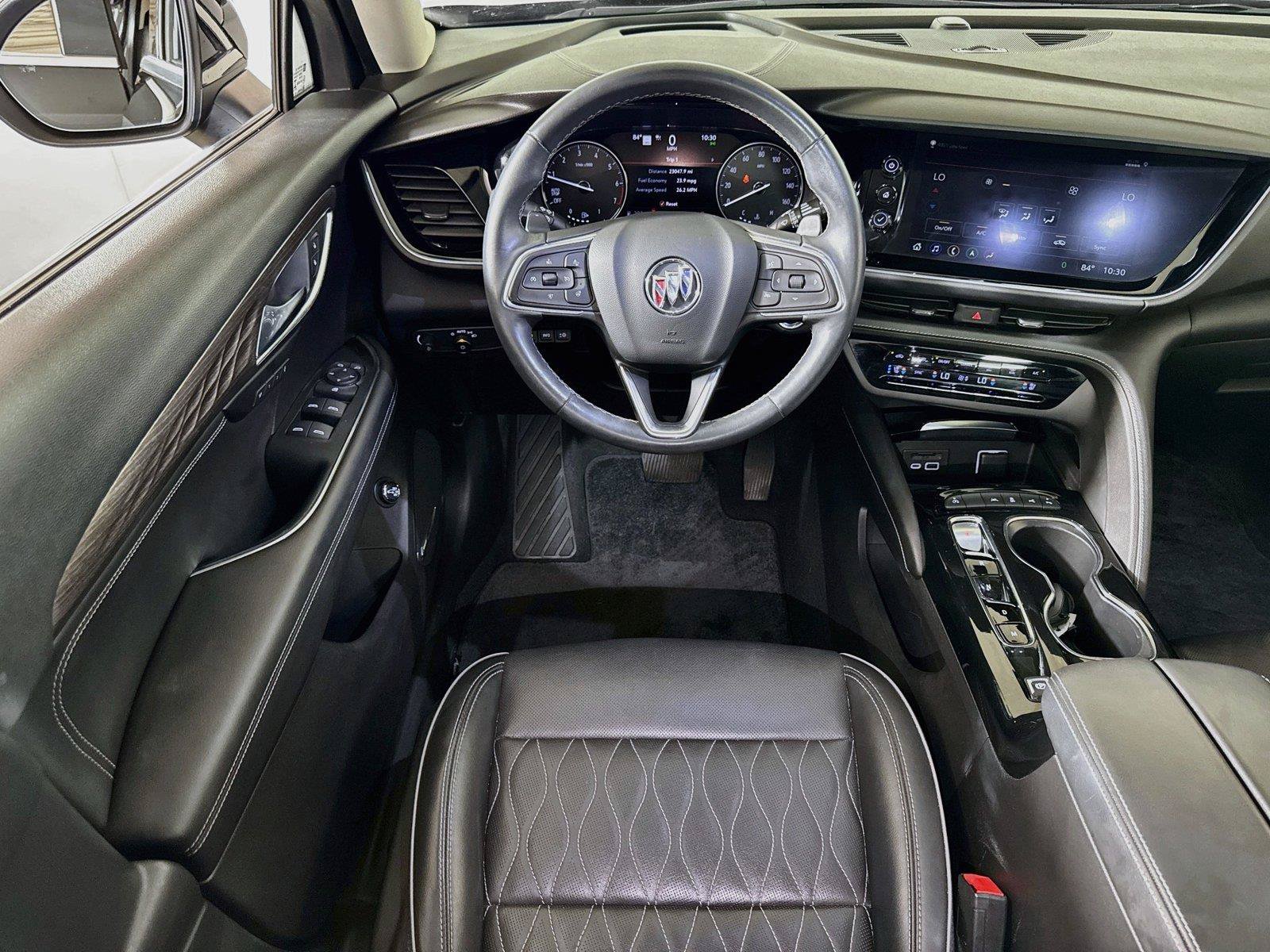 Certified 2022 Buick Envision Avenir w/ Technology Package II FWD image 22