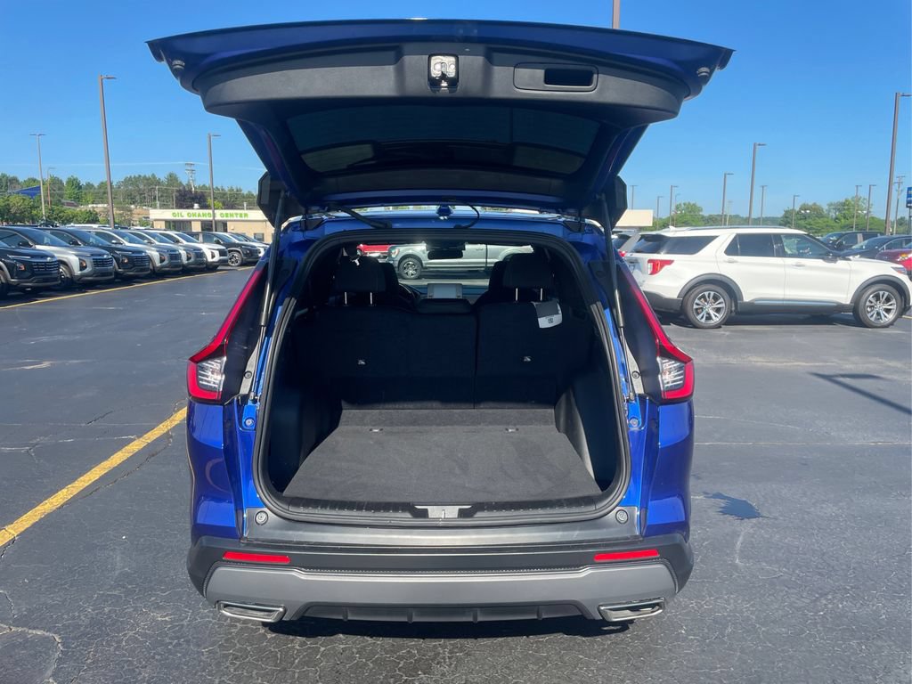 Certified 2025 Honda CR-V Sport image 22