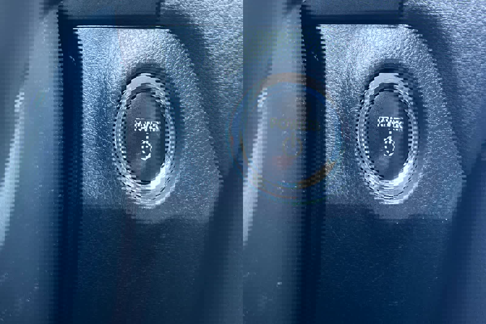 Used 2023 Toyota RAV4 AWD Hybrid image 28