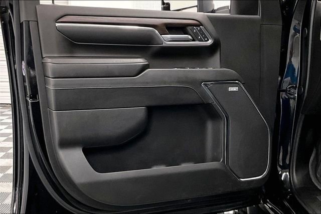 Used 2024 GMC Sierra 2500 SLT w/ SLT Premium Package image 20