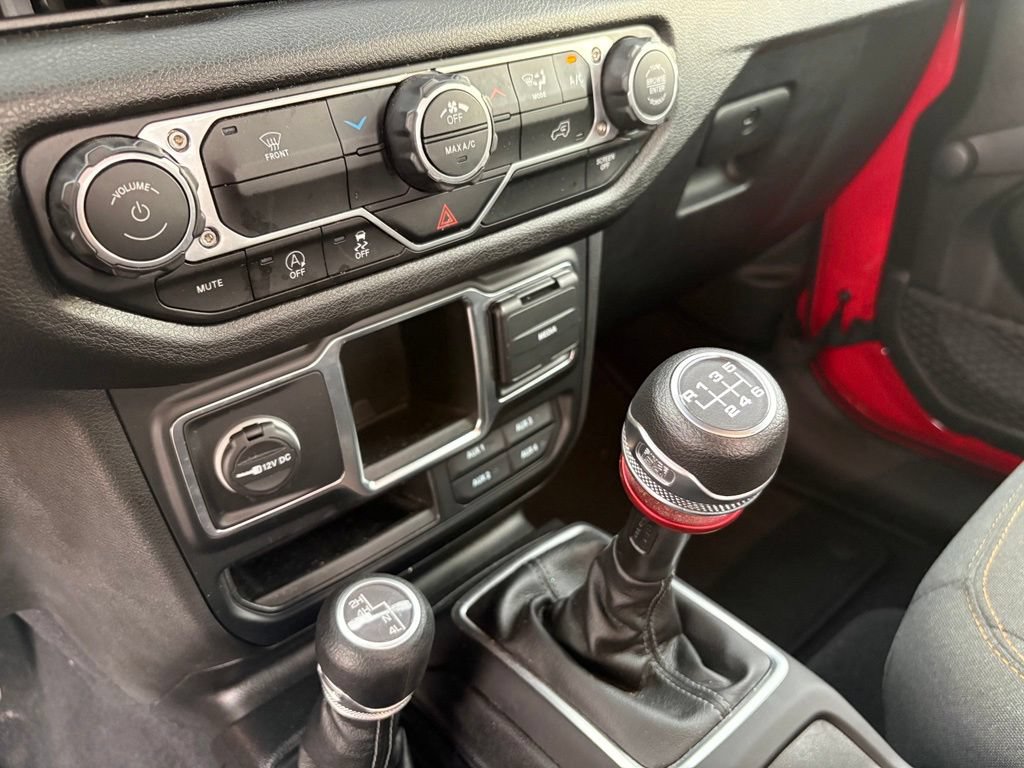 Used 2024 Jeep Gladiator Sport AWD/4WD image 22