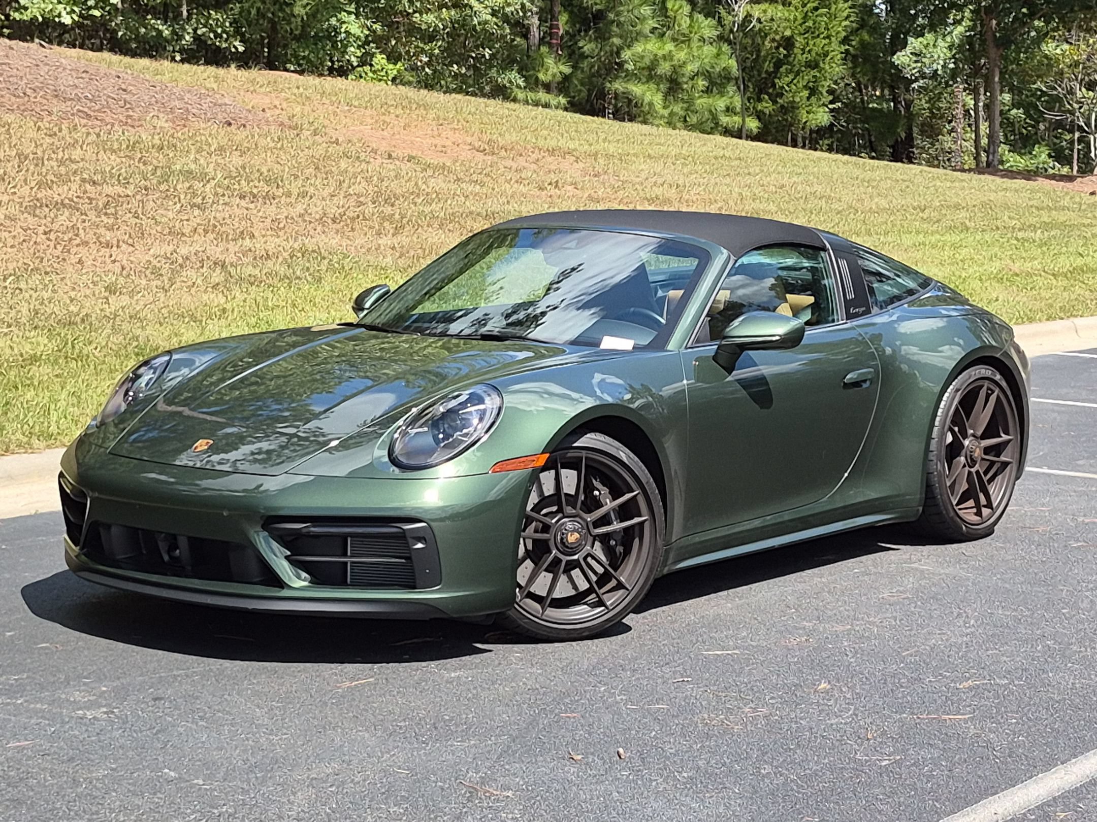 Certified 2024 Porsche 911 Targa 4 GTS AWD/4WD image 1