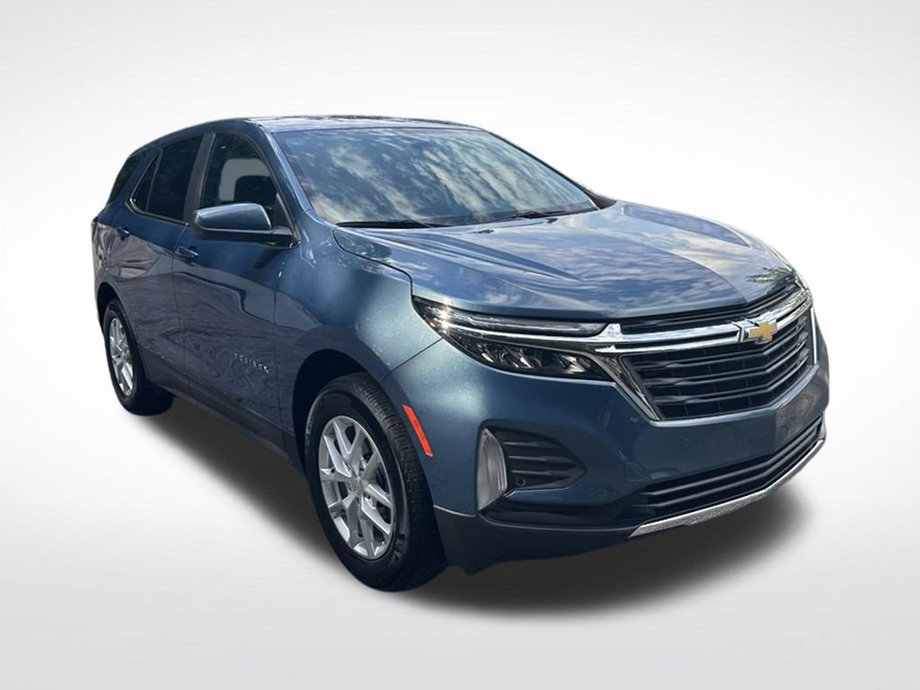Used 2024 Chevrolet Equinox LT w/ LPO, Floor Liner Package FWD image 8