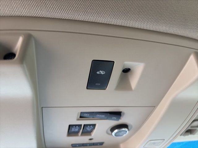 Used 2019 GMC Yukon Denali w/ Denali Ultimate Package image 19