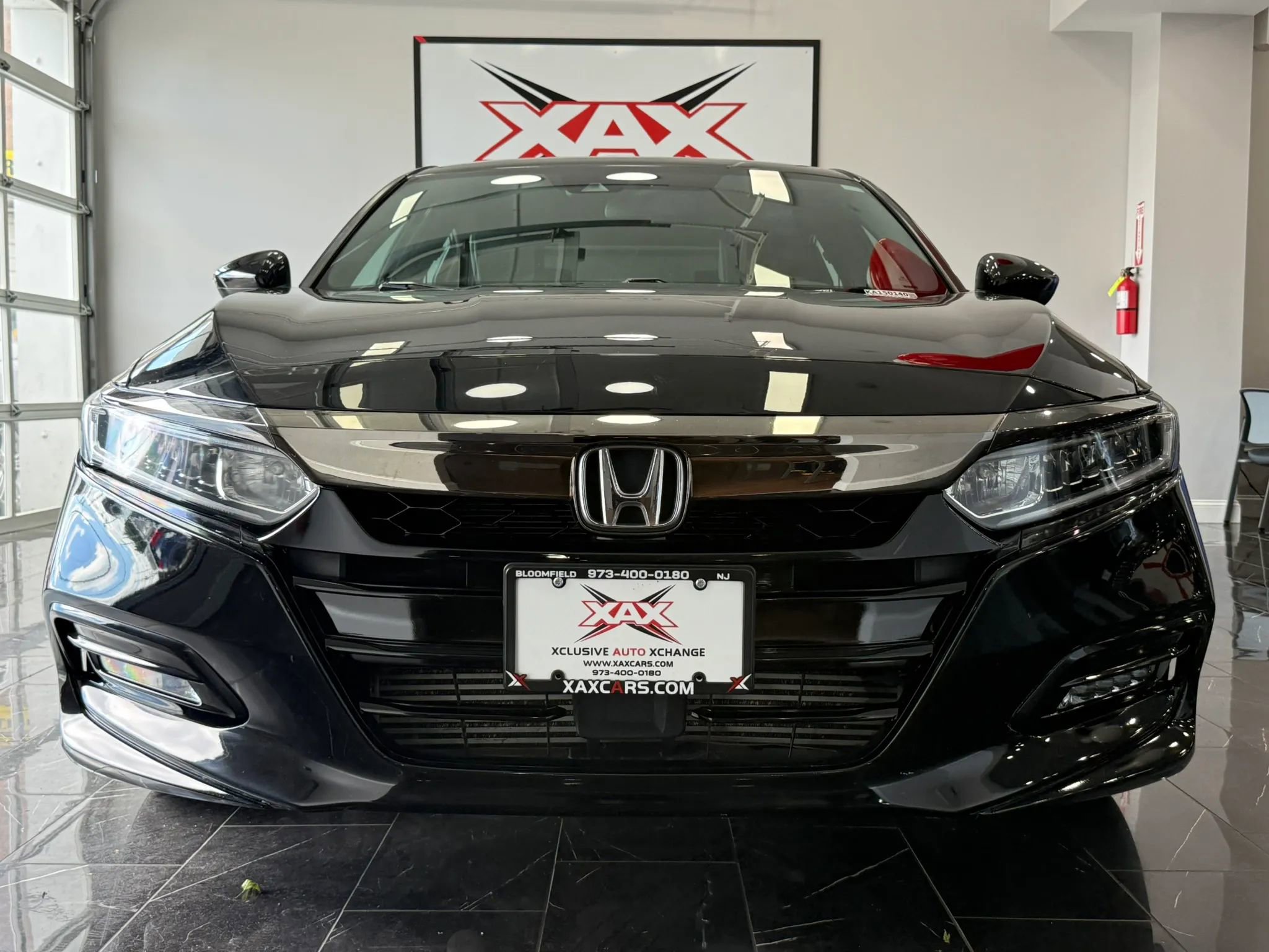 Used 2019 Honda Accord Sport image 2