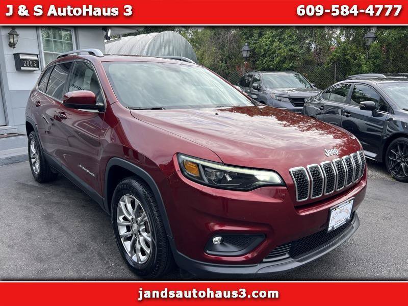 Used 2019 Jeep Cherokee Latitude Plus FWD image 1