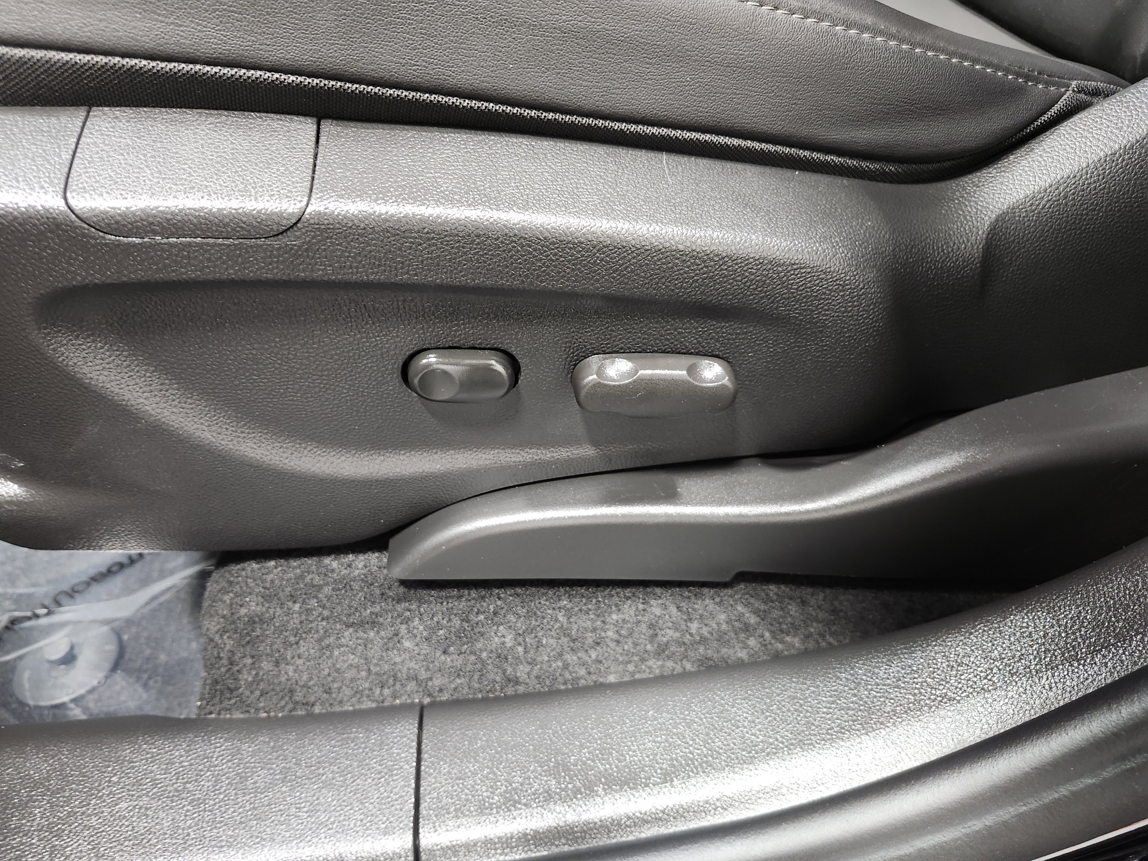 Used 2022 Buick Encore Preferred w/ Safety Package image 24