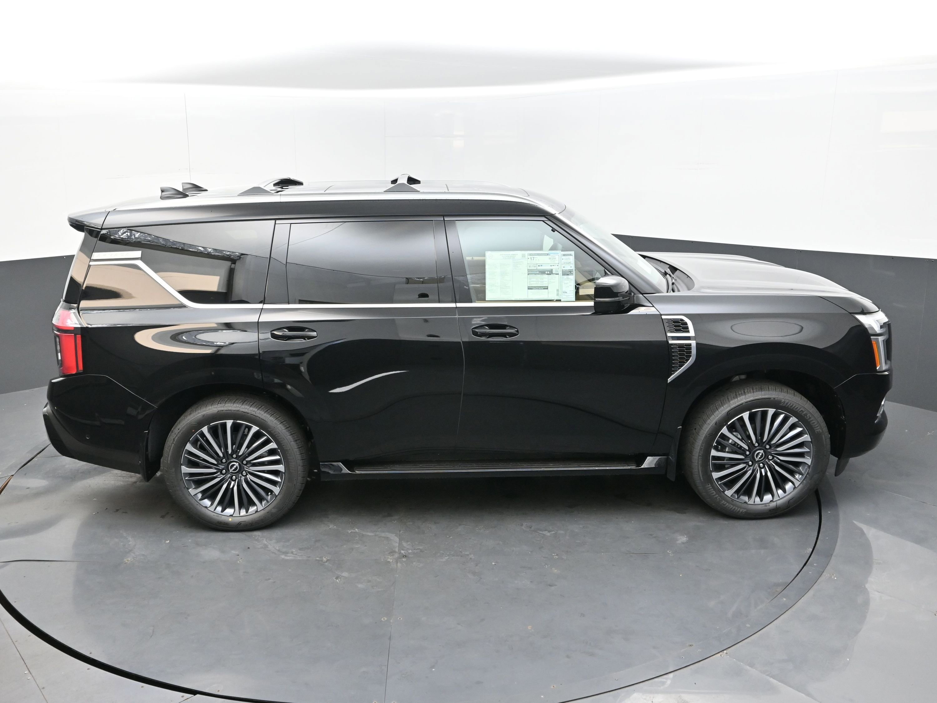 New 2025 Nissan Armada Platinum Reserve image 37