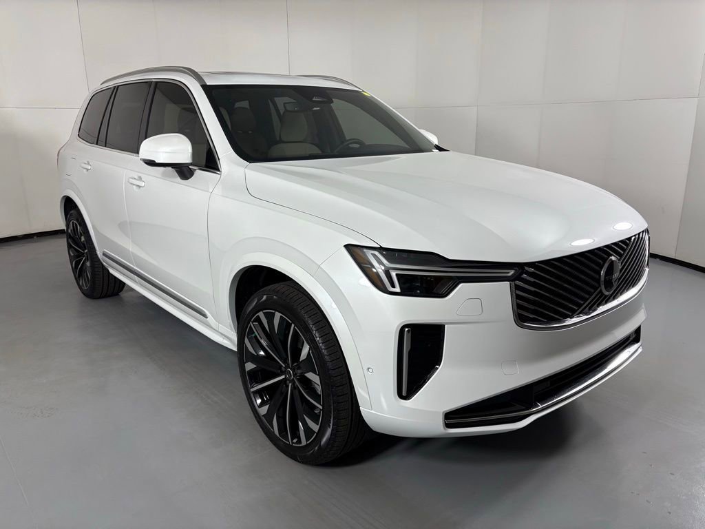 New 2026 Volvo XC90 B6 Plus w/ Protection Package Premier image 2