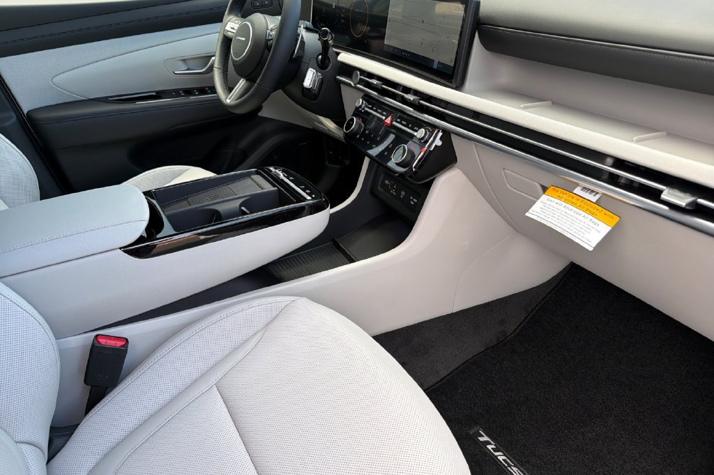 New 2026 Hyundai Tucson Limited AWD/4WD image 13