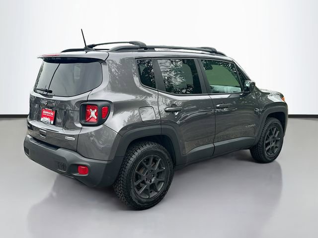 Used 2019 Jeep Renegade Latitude w/ Cold Weather Group AWD/4WD image 6