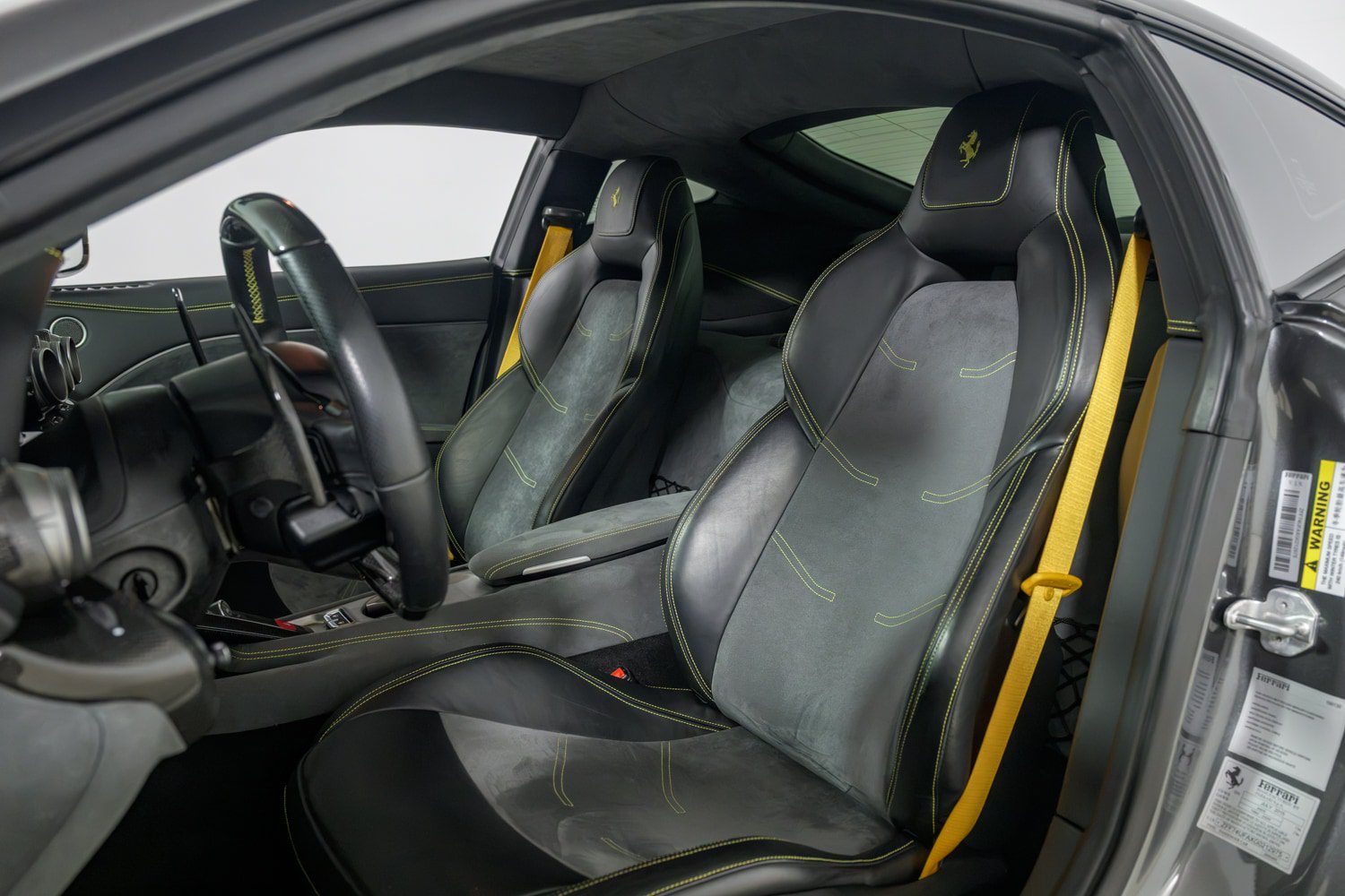 Used 2016 Ferrari F12 Berlinetta RWD image 15