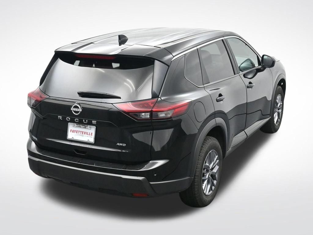 Used 2024 Nissan Rogue S image 25