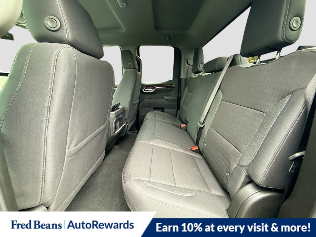 New 2026 GMC Sierra 1500 Elevation w/ LPO, Elevation Black Package image 24