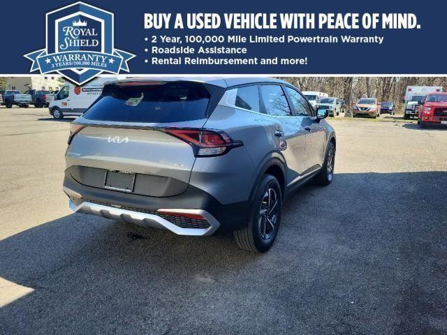 Used 2023 Kia Sportage LX image 6