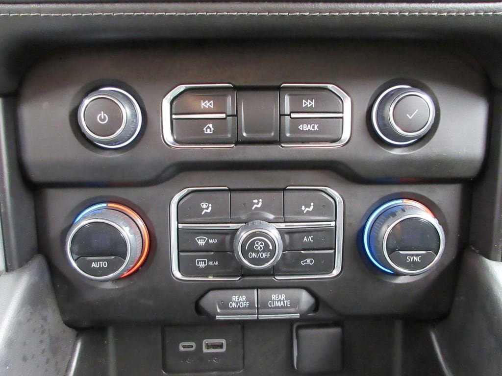 Used 2023 Chevrolet Tahoe LS RWD image 28