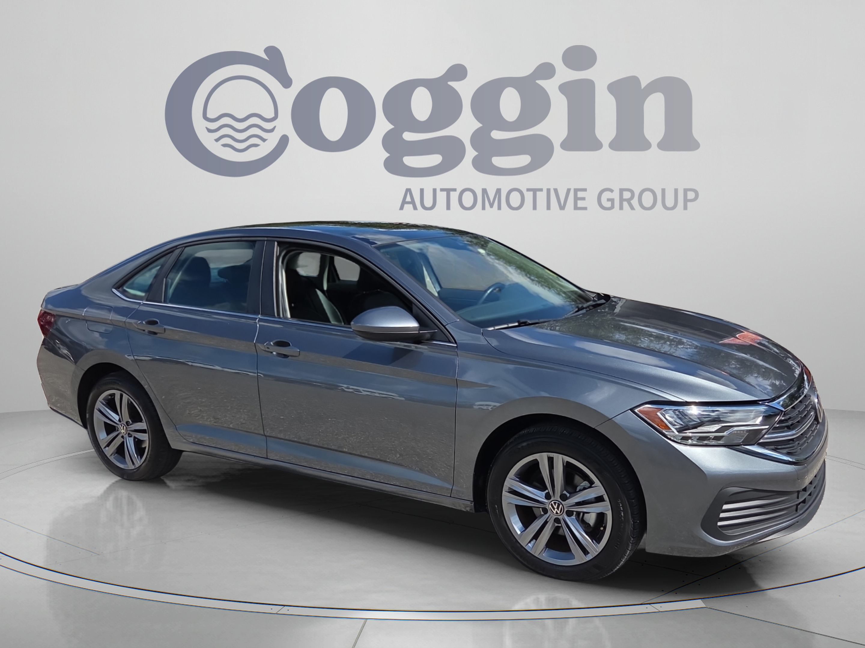 Used 2023 Volkswagen Jetta SE w/ Panoramic Sunroof Package FWD image 7
