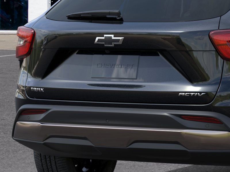 New 2026 Chevrolet Trax ACTIV w/ Sunroof Package FWD image 15