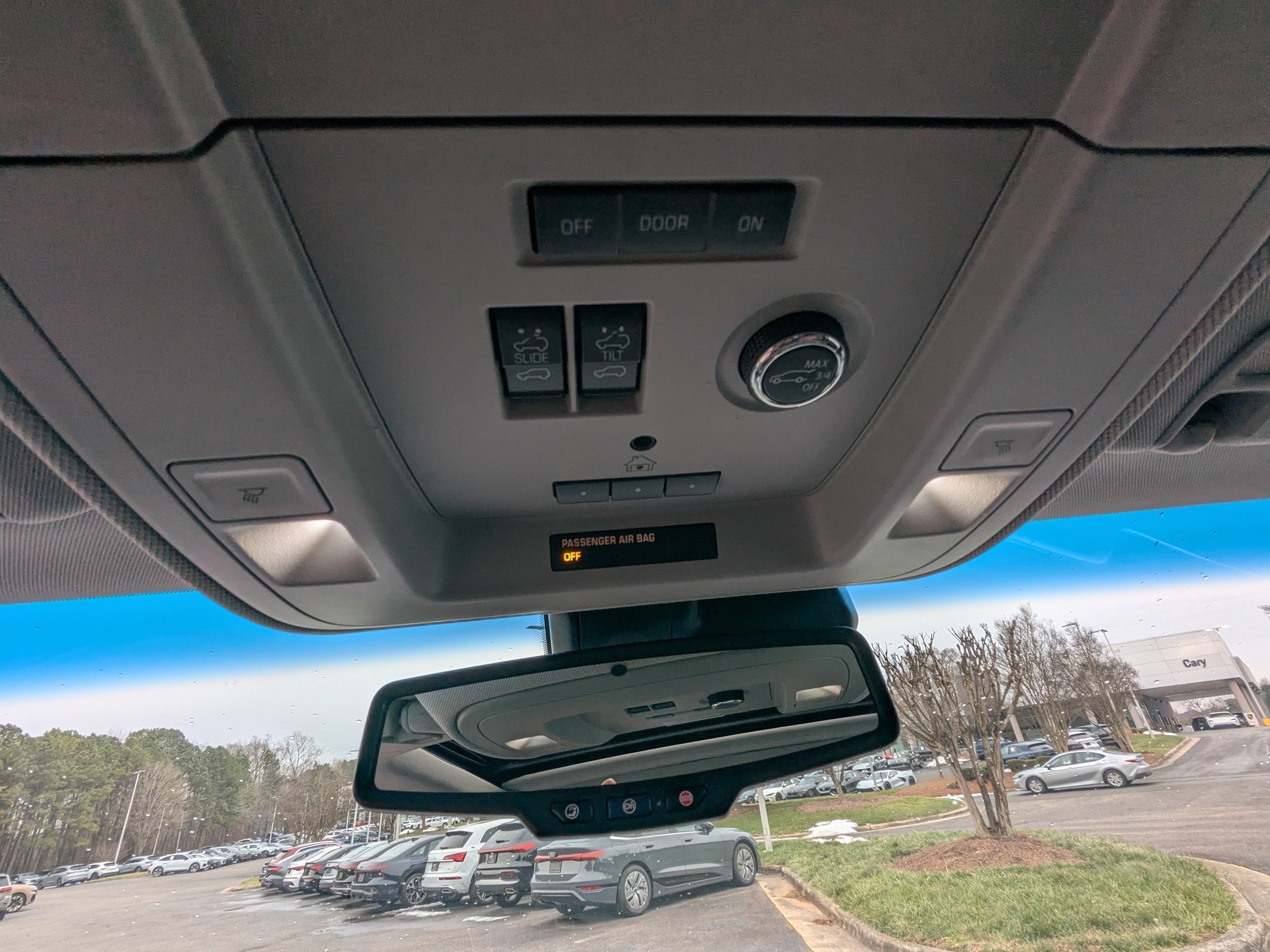 Used 2019 Chevrolet Tahoe LT image 28