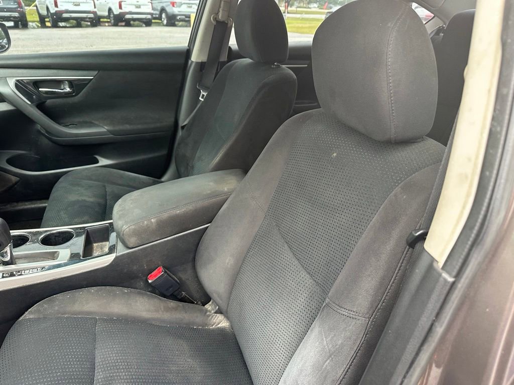 Used 2014 Nissan Altima 2.5 SV FWD image 6