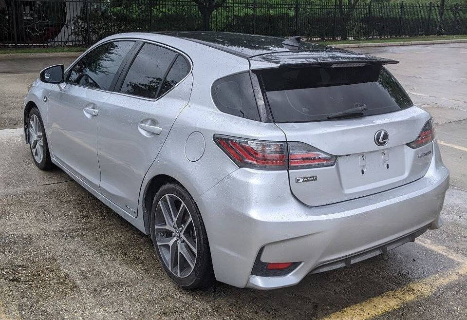 Used 2015 Lexus CT 200h w/ Navigation Package FWD image 14