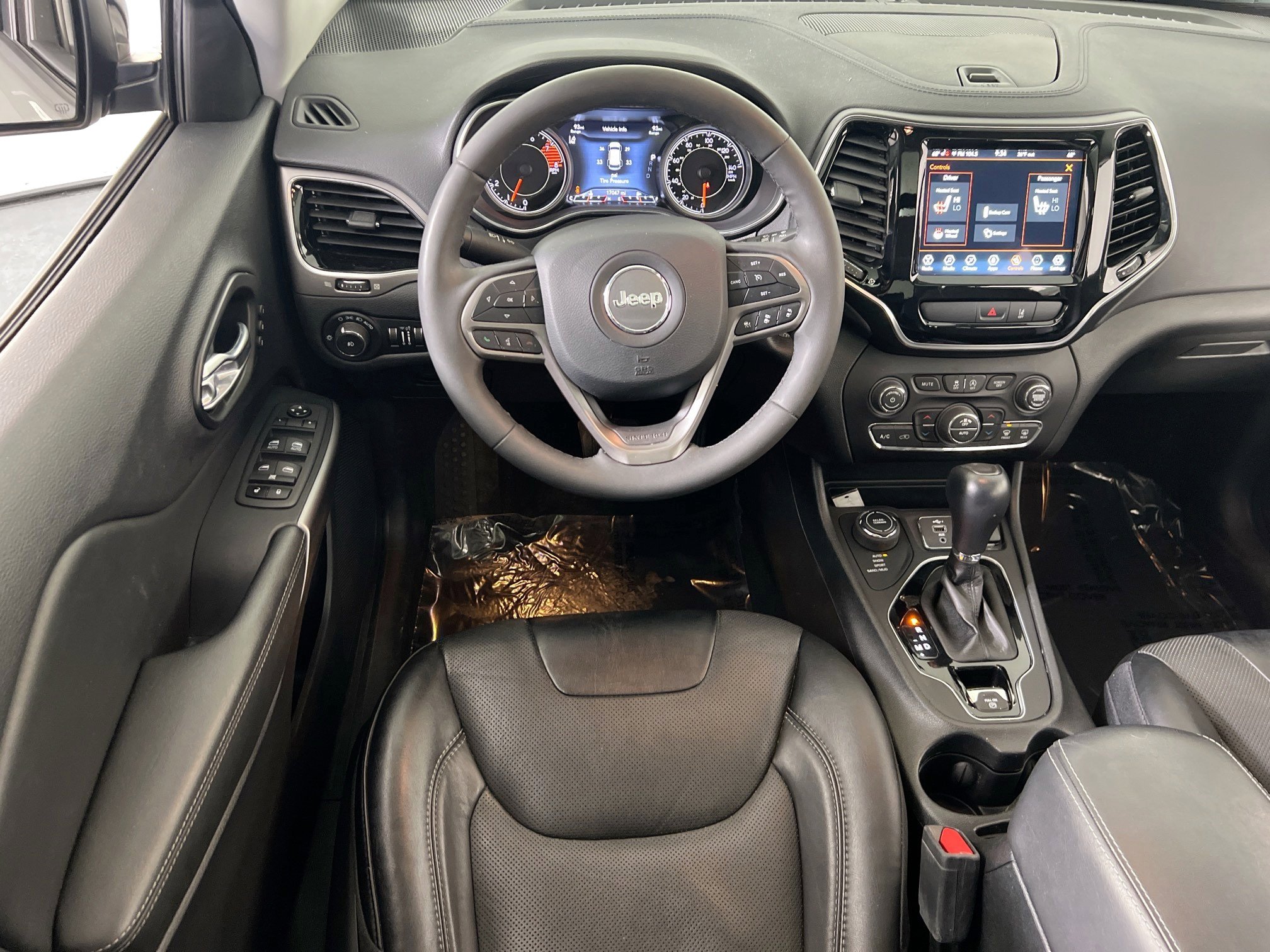 Used 2022 Jeep Cherokee Limited image 22