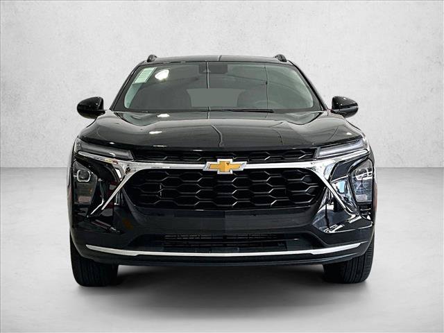 Used 2024 Chevrolet Trax LT w/ Driver Confidence Package FWD video 3