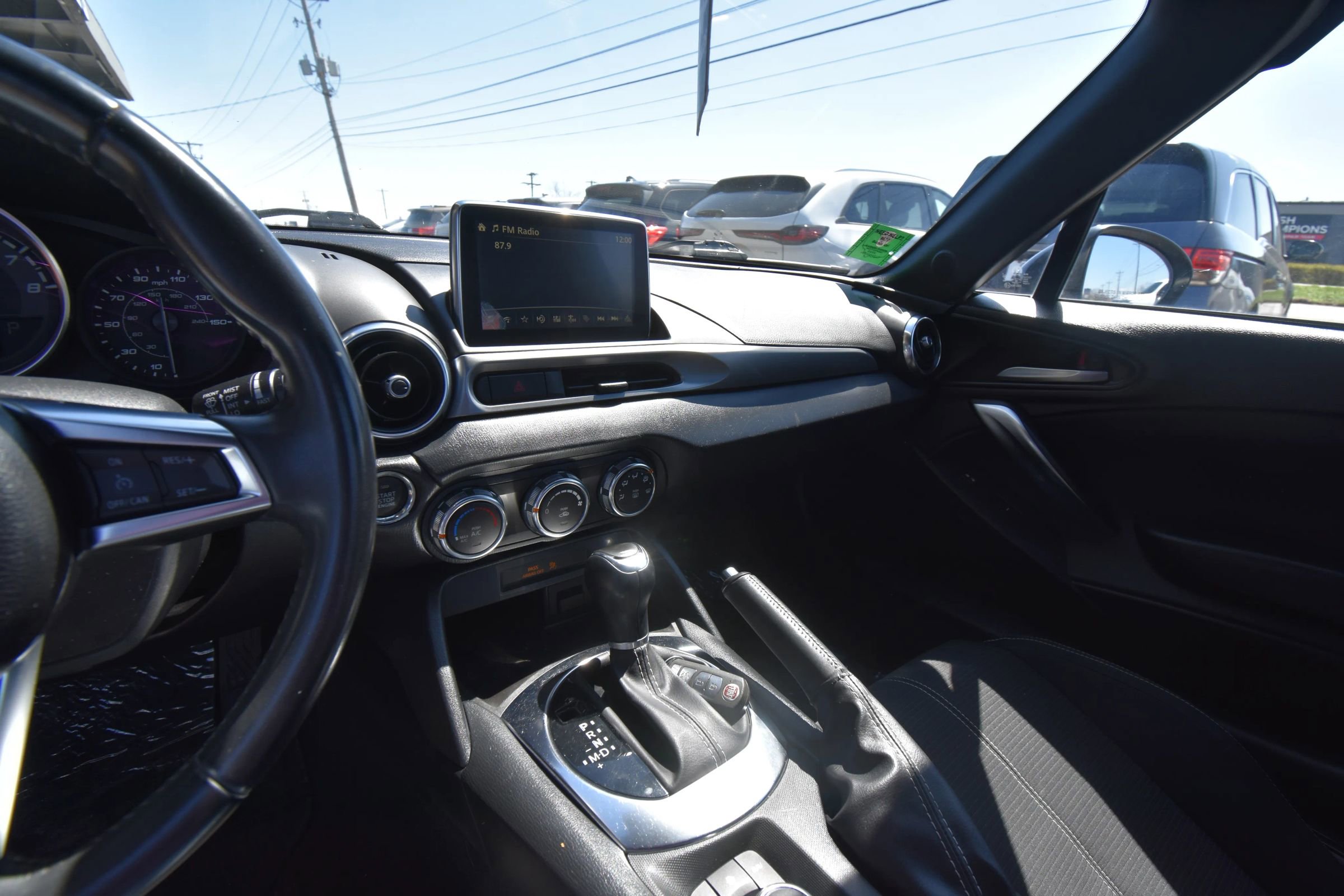 Used 2018 FIAT 124 Spider Classica w/ Technology & Siriusxm Group image 13