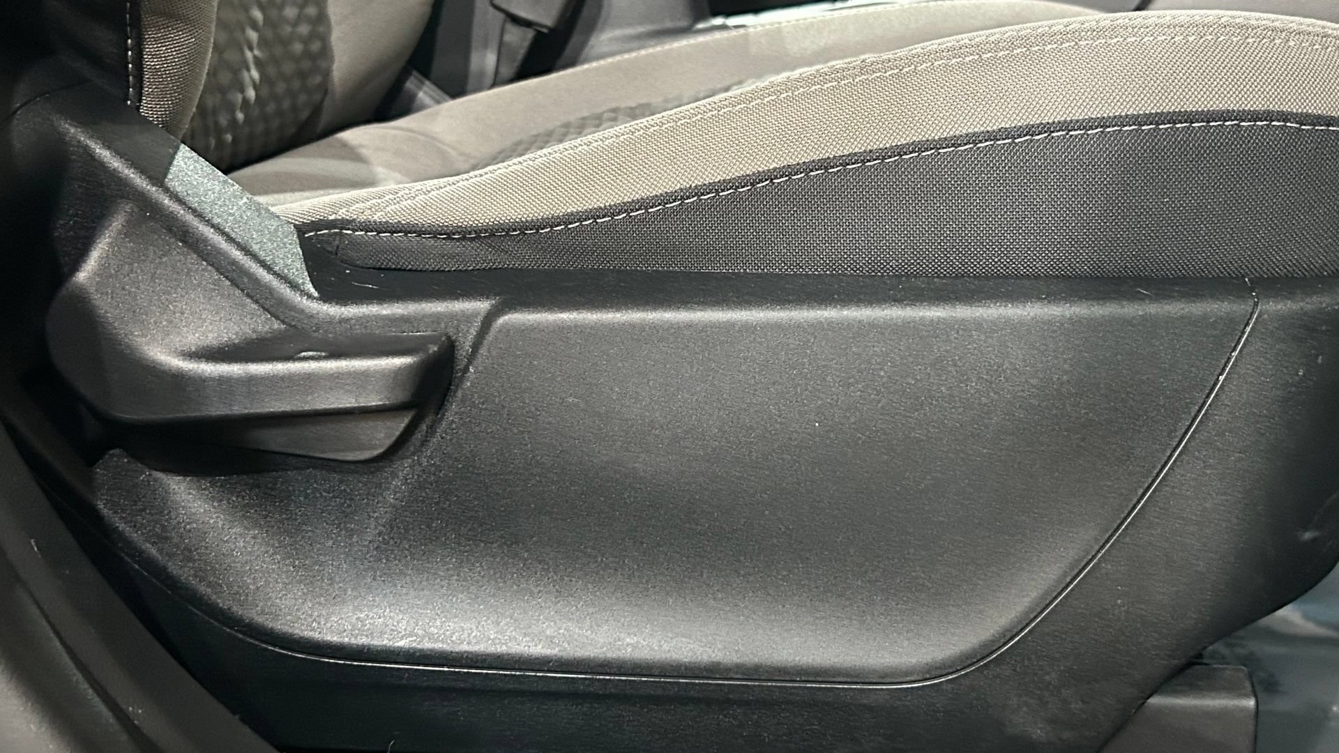 Used 2020 Ford Escape SE AWD/4WD image 44