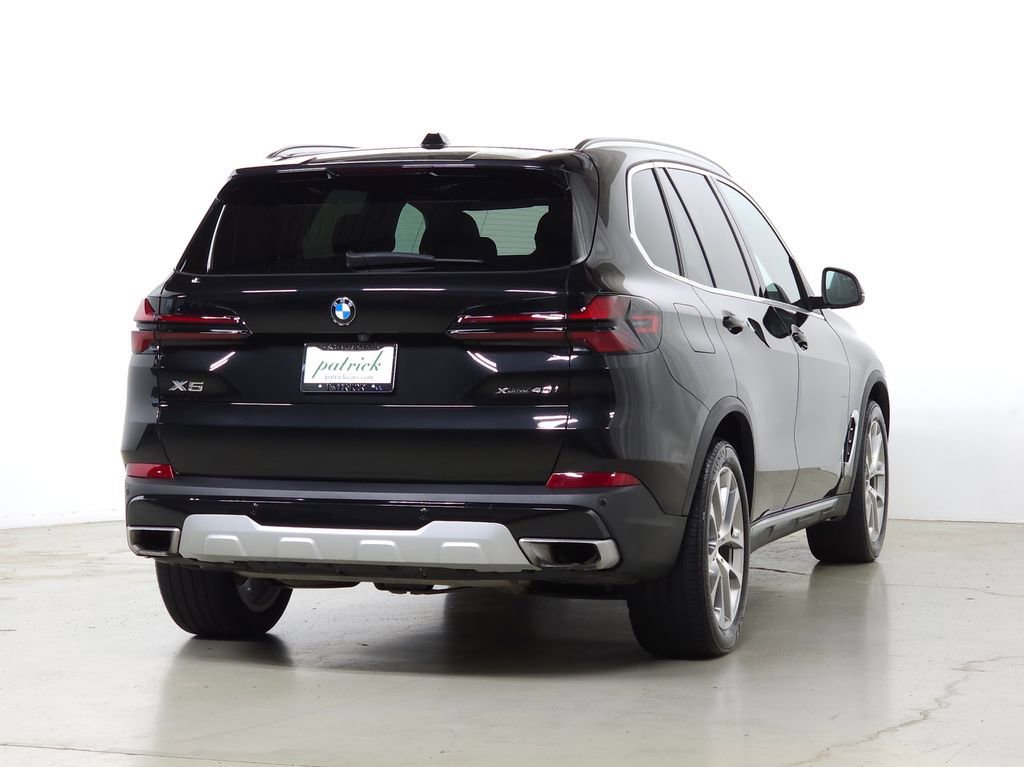 Used 2024 BMW X5 xDrive40i w/ Premium Package image 8
