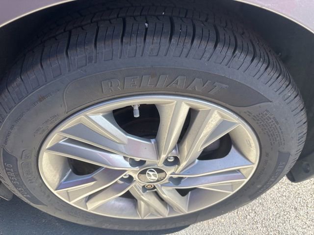 Used 2020 Hyundai Elantra Value Edition w/ Cargo Package (C1) FWD image 7