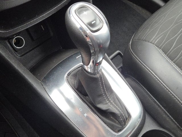 Used 2015 Buick Encore AWD image 19