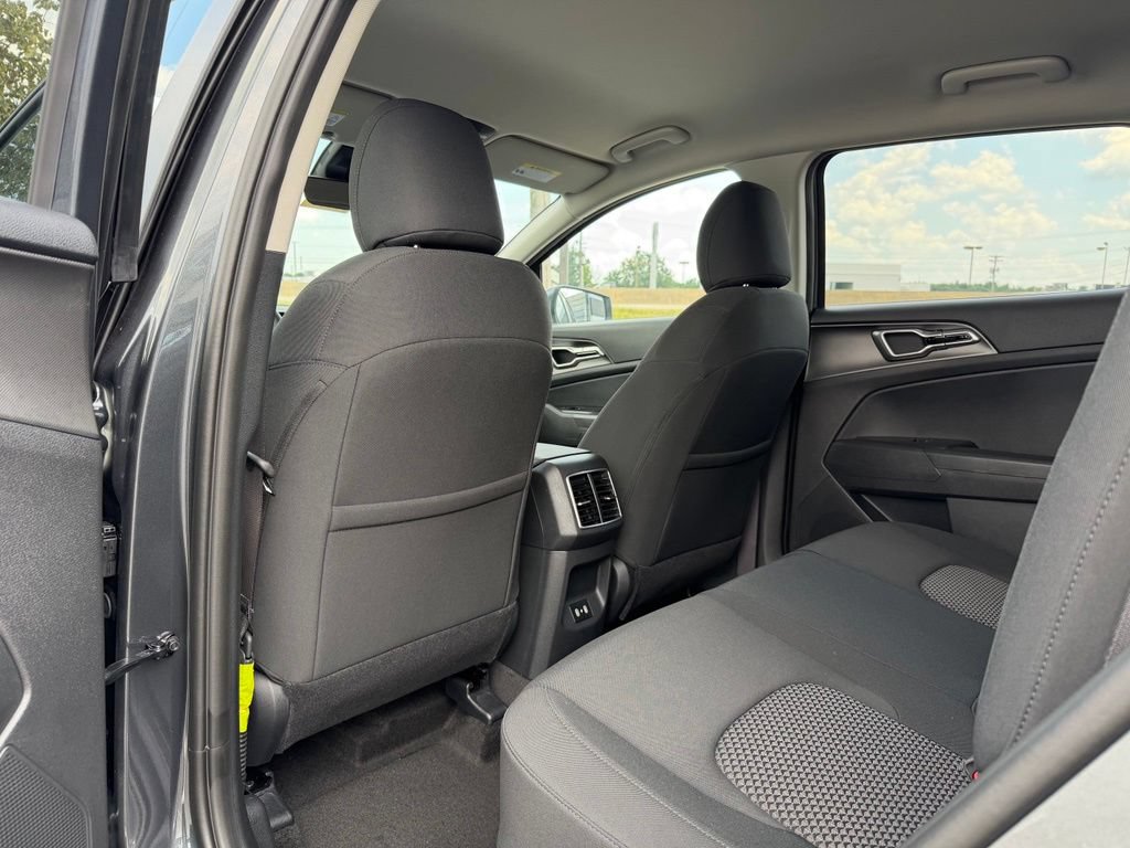 New 2026 Kia Sportage LX w/ LX Convenience Package FWD image 26