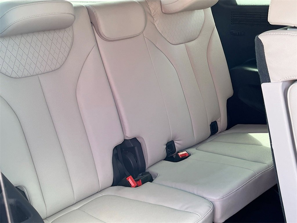 Used 2022 Hyundai Palisade SEL w/ 8P Bench Seat Package image 29