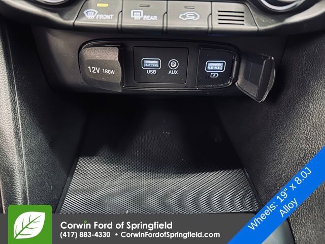 Used 2020 Hyundai Veloster N w/ Performance Package image 21