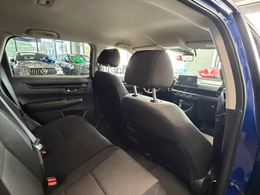 Used 2025 Honda CR-V LX image 29