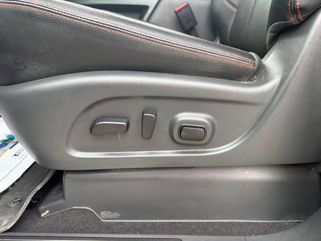 Used 2023 Nissan Titan PRO-4X w/ Pro-4x Convenience Package AWD/4WD image 16