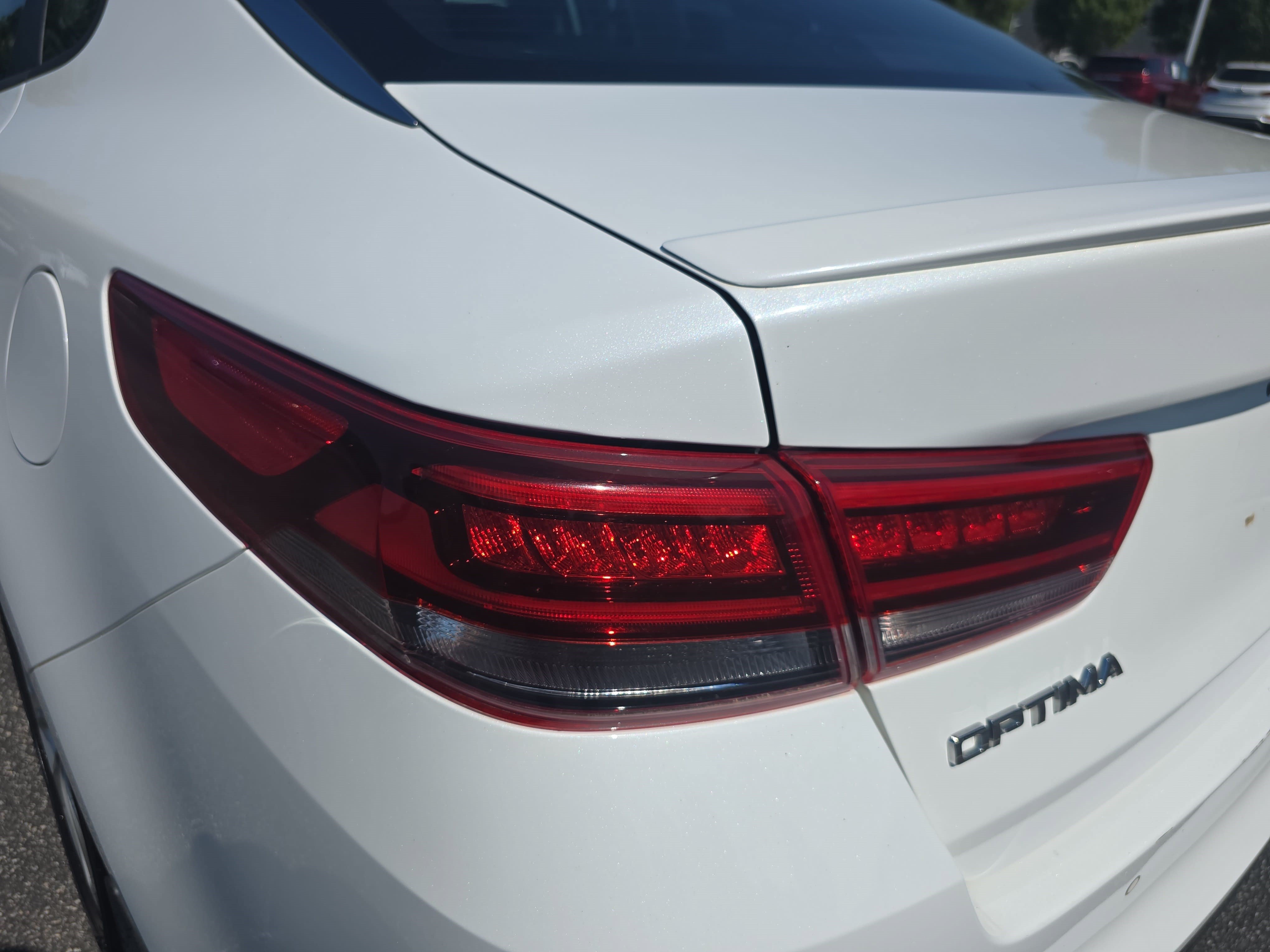 Used 2018 Kia Optima S FWD image 32