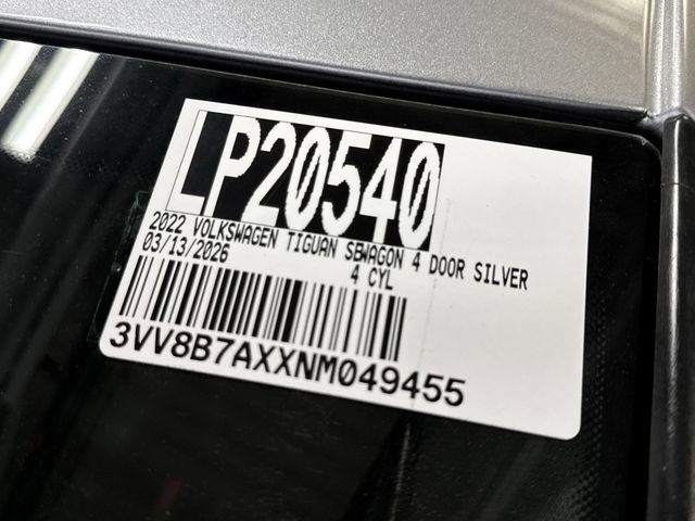 Used 2022 Volkswagen Tiguan SE R-Line image 30