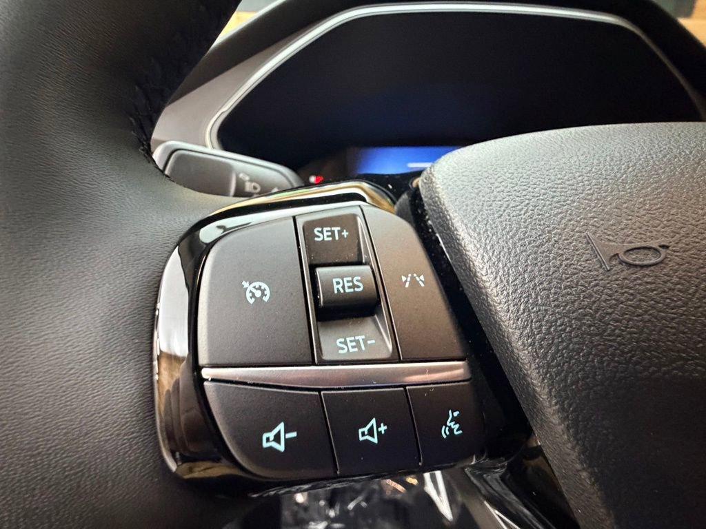 Used 2023 Ford Escape Active AWD/4WD image 22