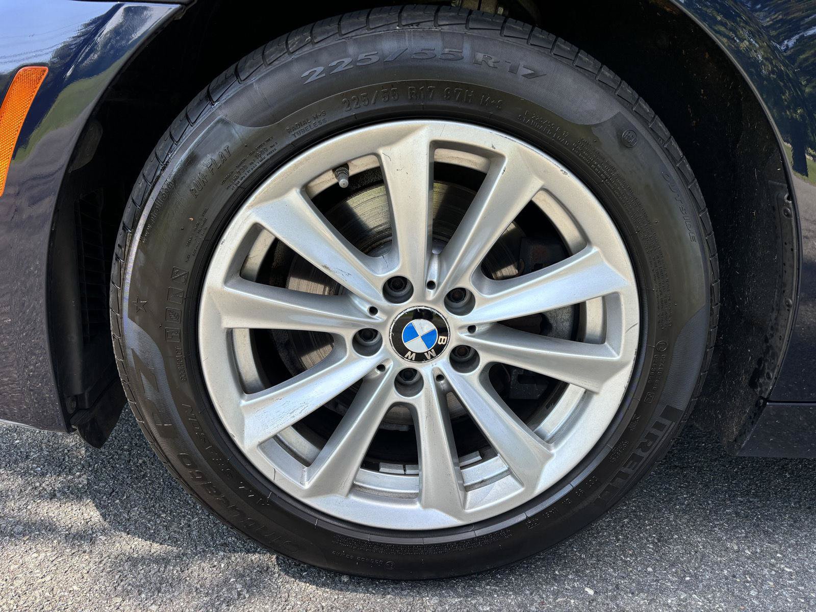 Used 2015 BMW 528i xDrive Sedan AWD/4WD image 26