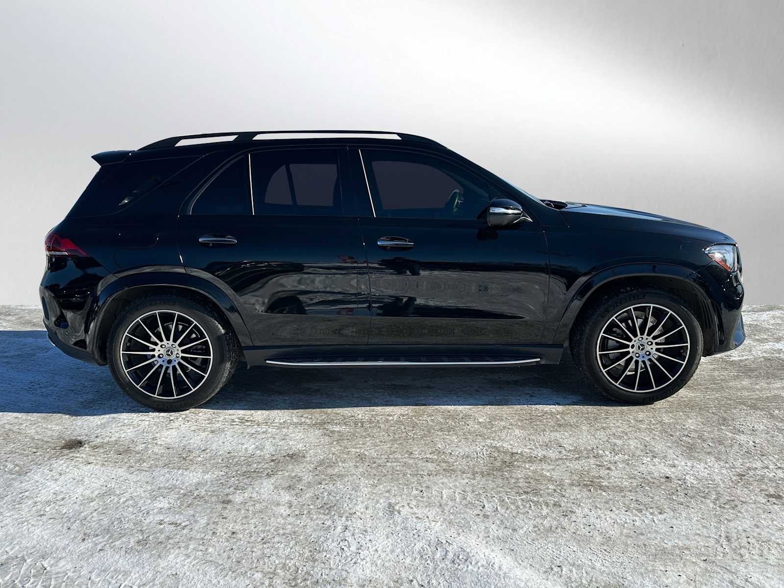 Used 2022 Mercedes-Benz GLE 350 4MATIC image 2