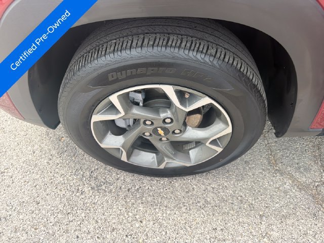 Used 2025 Chevrolet Trax LT w/ LT Convenience Package FWD image 26