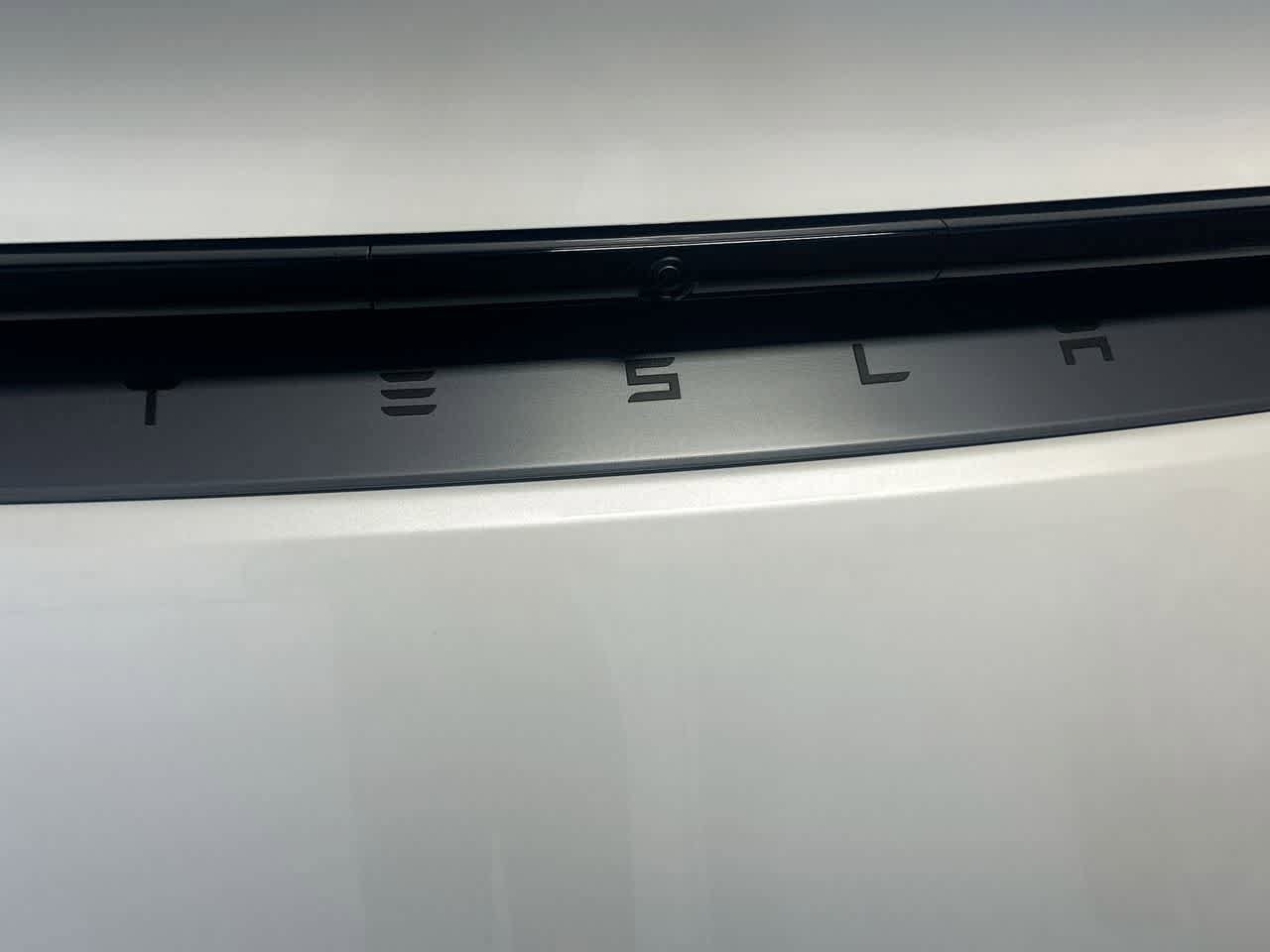 Used 2026 Tesla Model Y AWD image 10