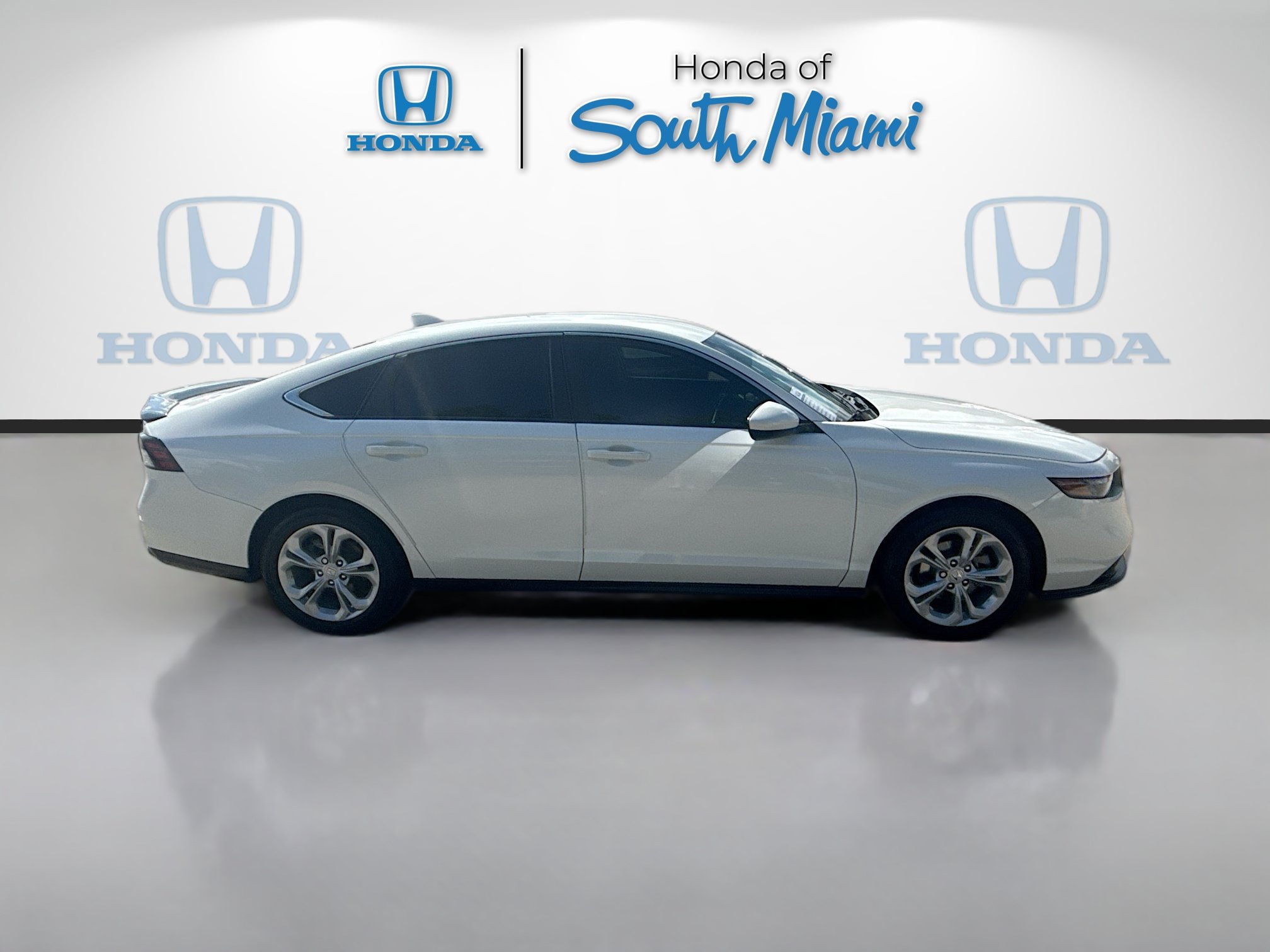 Certified 2024 Honda Accord LX image 8