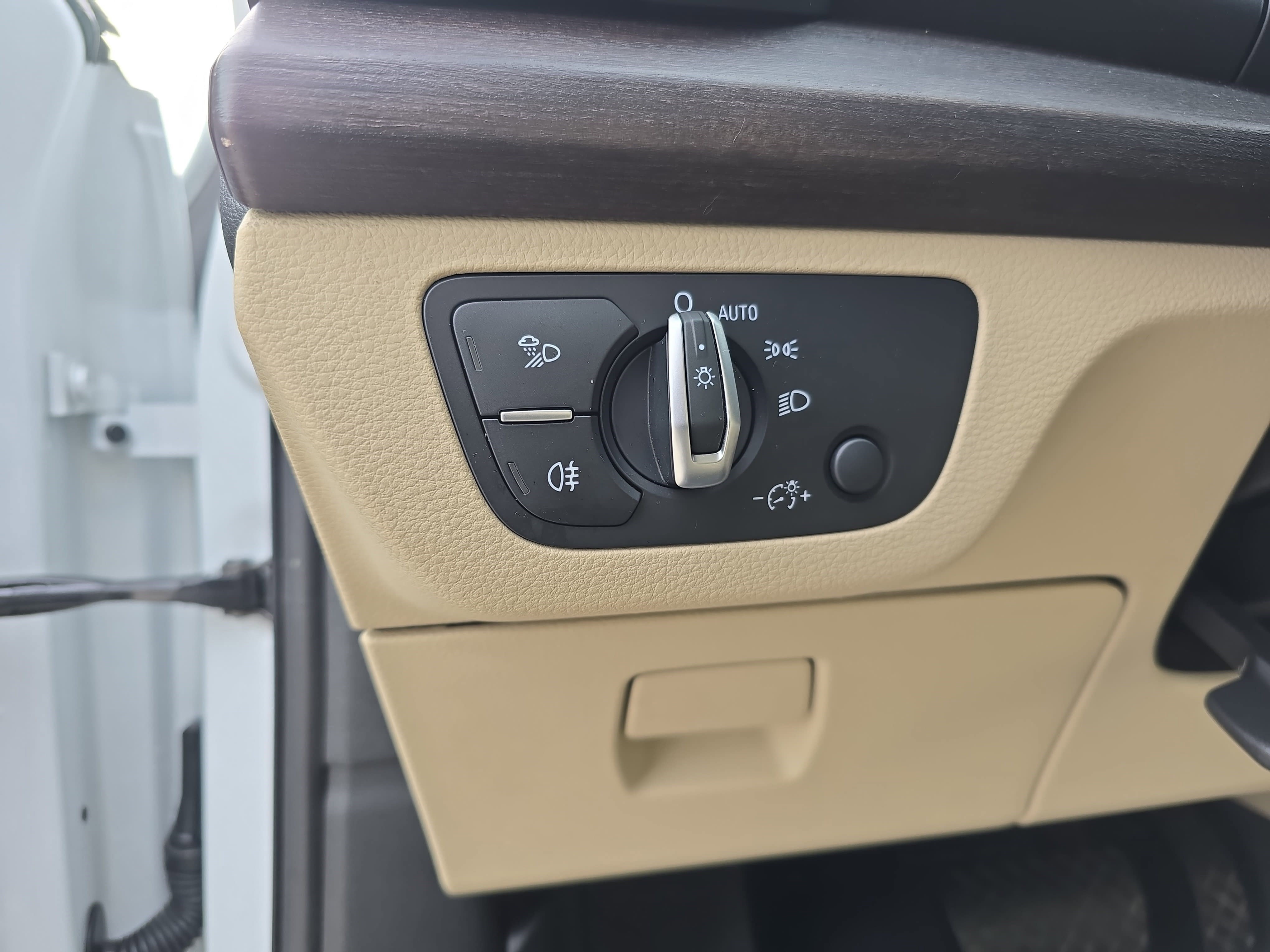 Used 2021 Audi Q5 2.0T Premium Plus w/ Premium Plus Package image 24