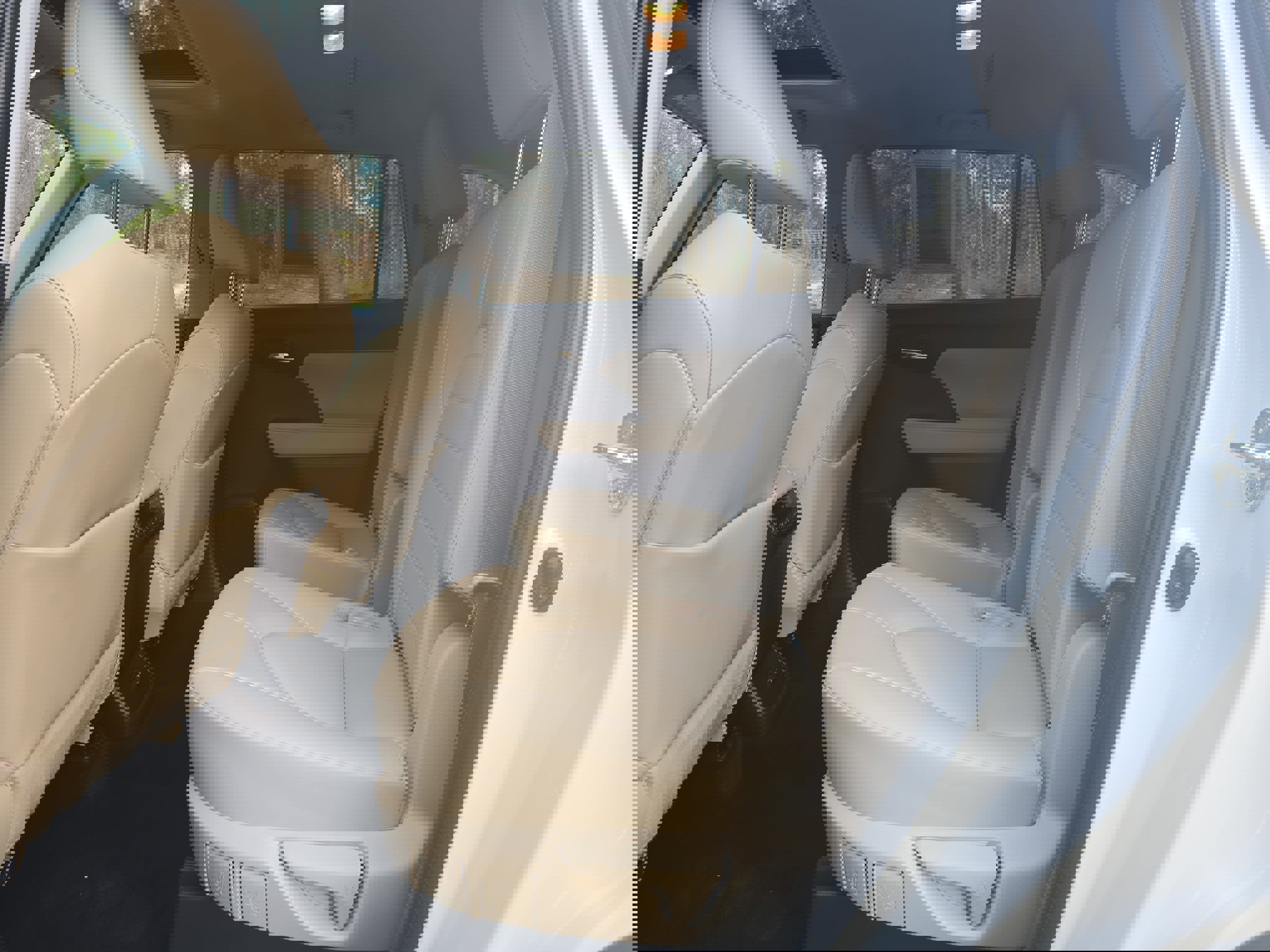 Used 2022 Toyota Highlander XLE image 13