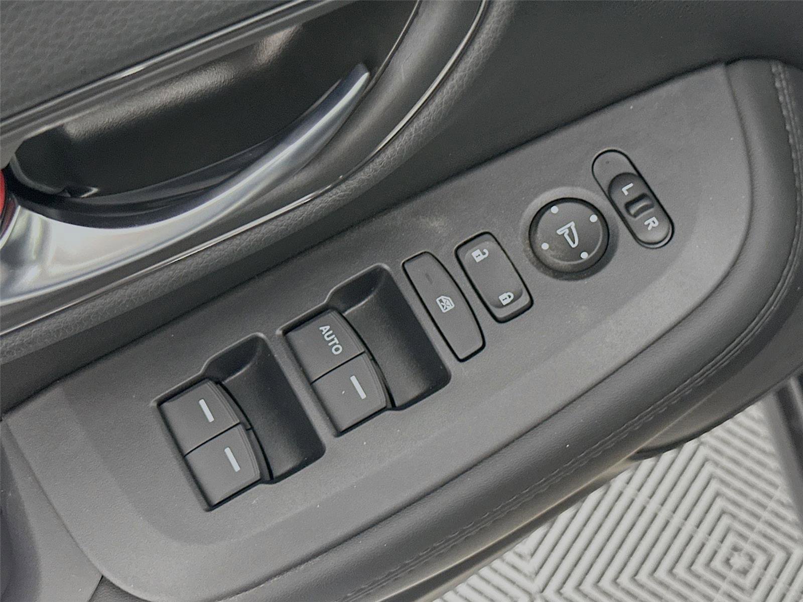 New 2026 Honda HR-V LX image 19